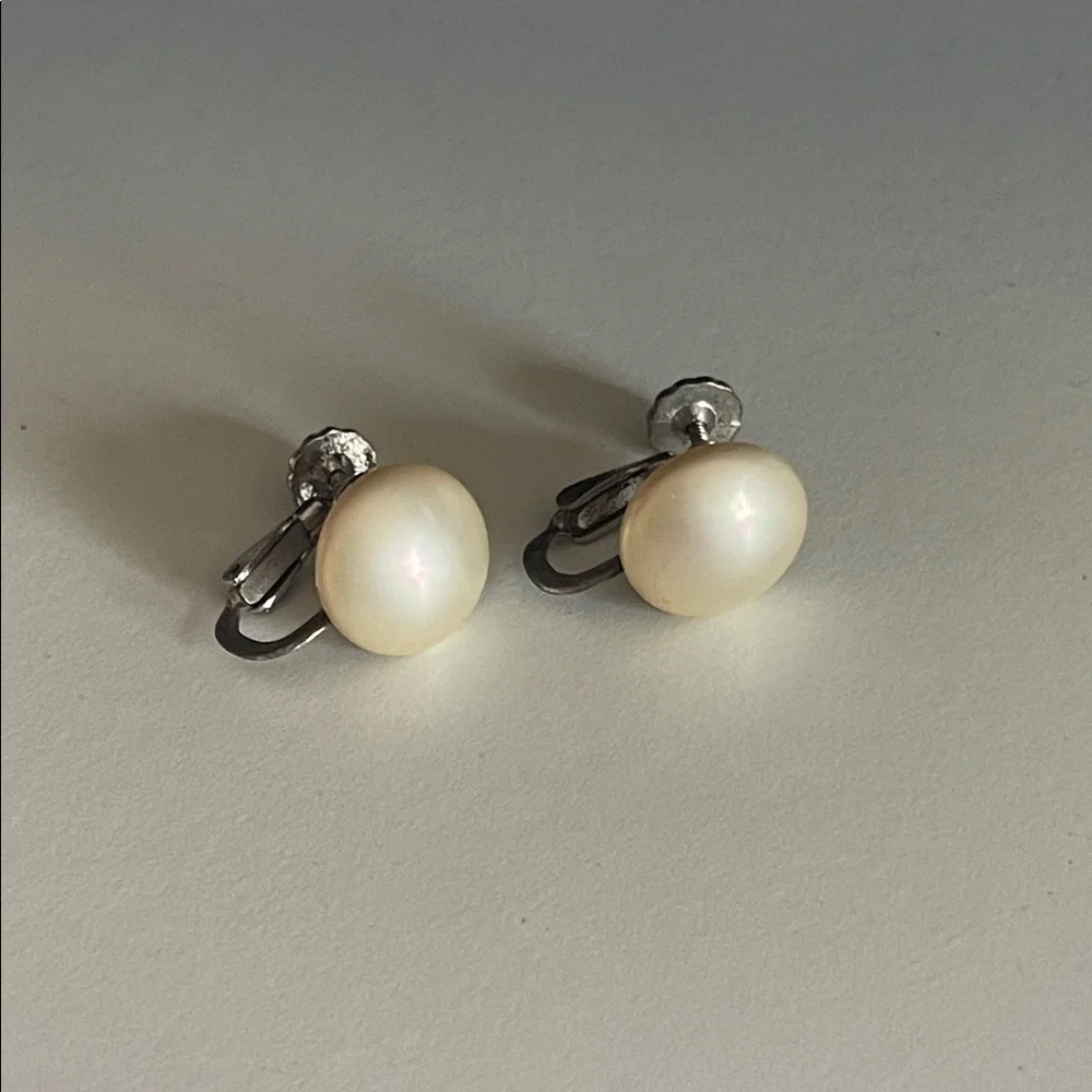 Vintage Sterling Elegant Pearl Clip-On Earrings - Picture 2 of 9